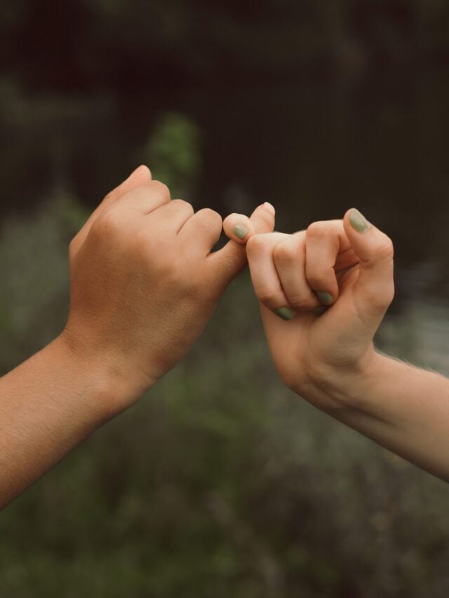 Pyar Mohabbat Shayari in Hindi – Love Quotes Hindi