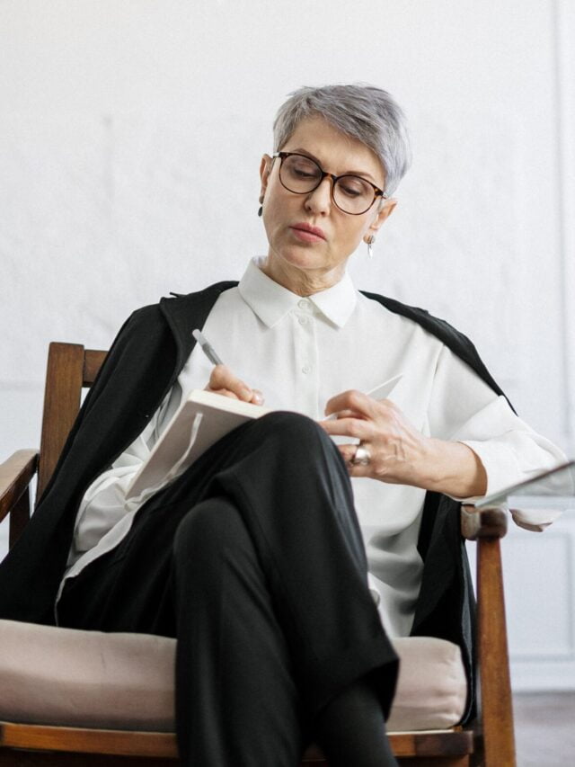 Surprising Psychology Facts by Evergreen Shayari