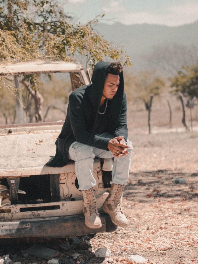 Alone Sad Quotes in English | Evergreen Shayari